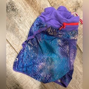 Ivviva shorts for kids. Barley worn. Can loosen and tighten if needed.